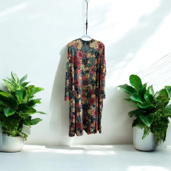 LulaRoe Sarah size XL. Worn once! Perfect condition! $20 - Picture 2 of 3